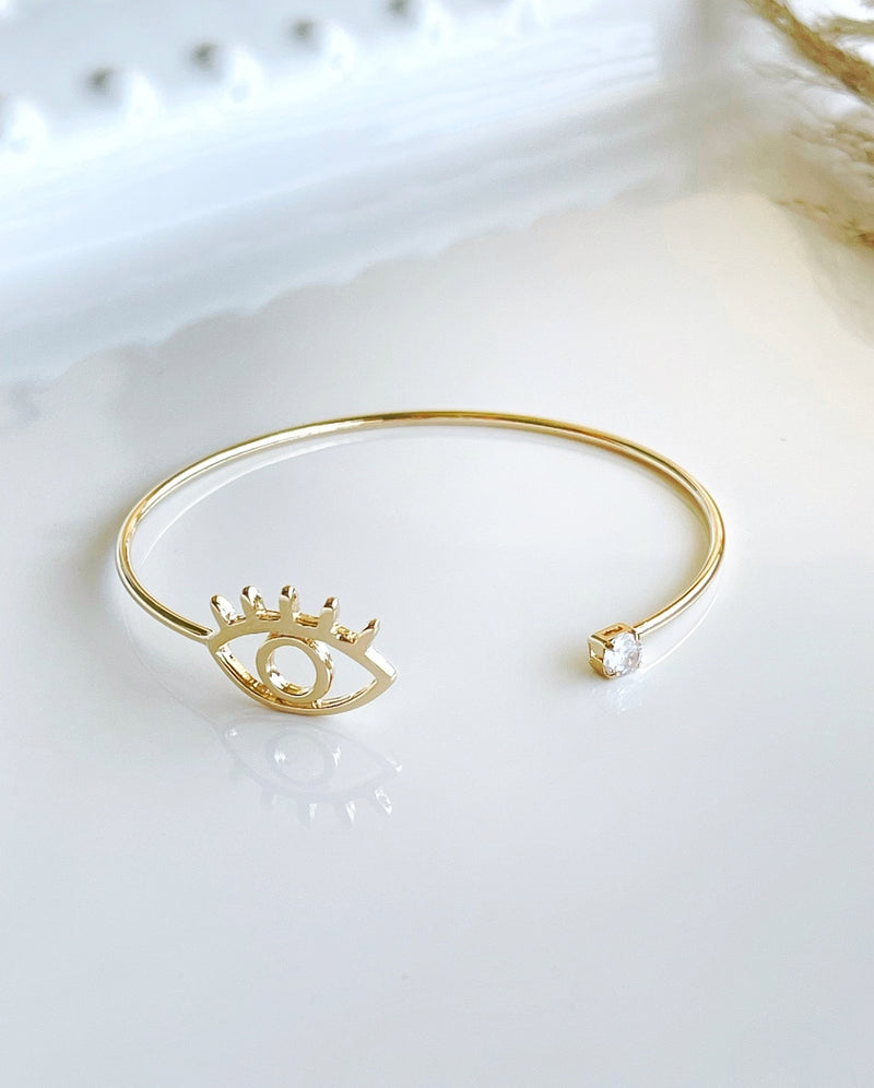 Eye Cz Cuff