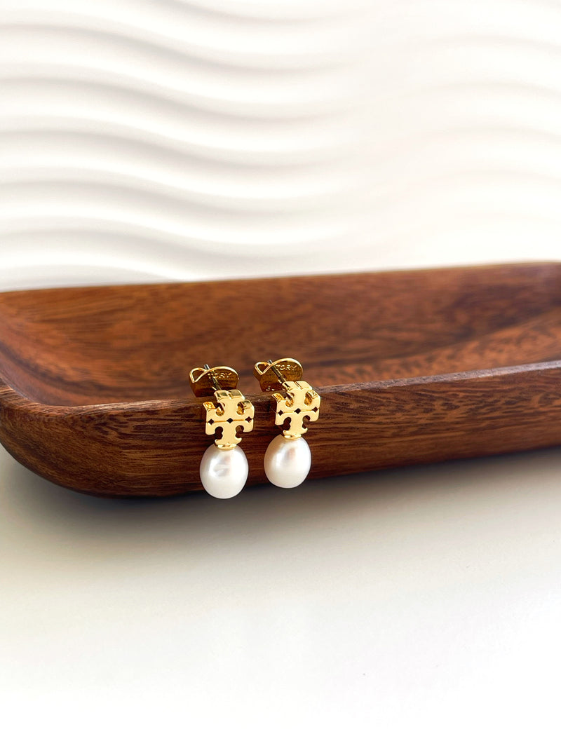 Tory Gold & Pearls Earrings