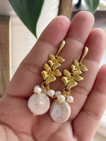 Flower Pearls Earrings