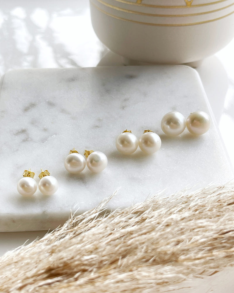 Pearls Studs