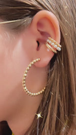 Deli Bubbles Ear Cuff