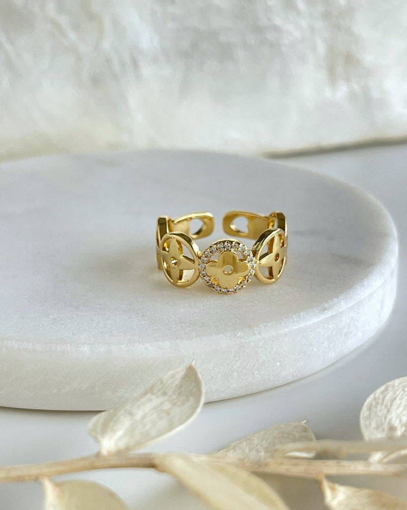 Clover CZ Ring